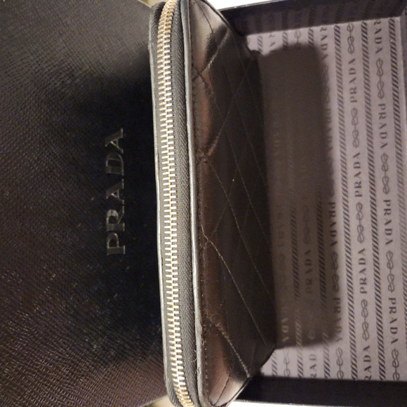 Prada Saffiano Fiocco Quilted leather Wallet with FULL INCLUSION - Picture 4 of 9